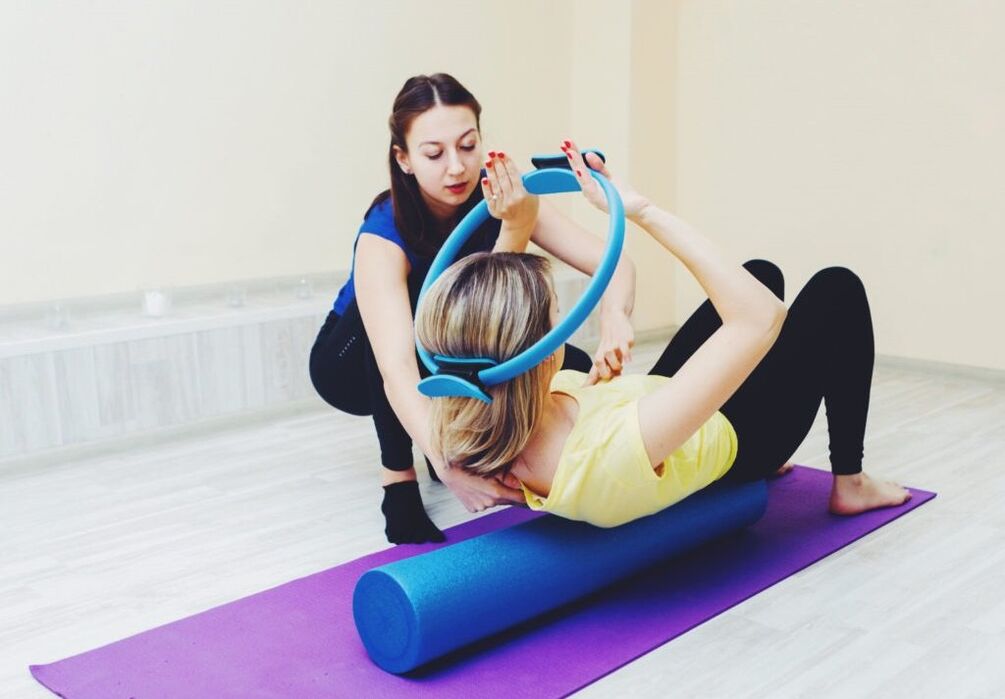 Pilates na osteochondrozę kręgosłupa szyjnego to najlepsza metoda leczenia na drodze do szybkiego powrotu do zdrowia